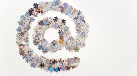 An example of using email marketing to get more Facebook Likes